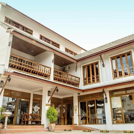 Hotel The Indigo House Phrae Exteriér fotografie